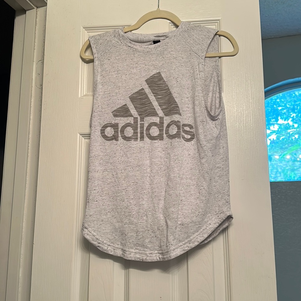Muscle tank